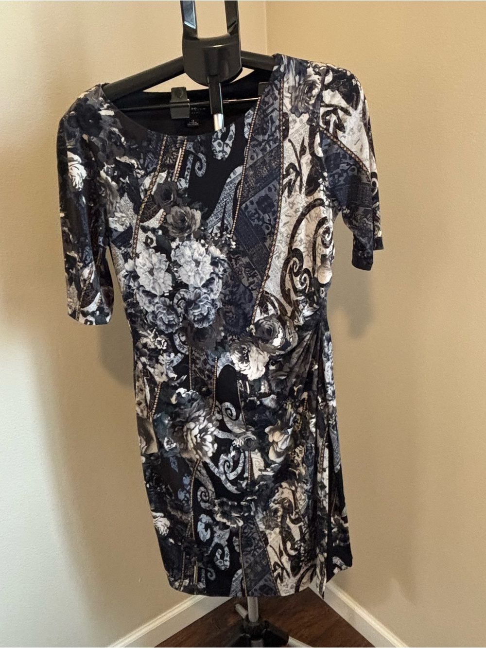 Abstract Floral Paisley Mixed Print Side Ruched Sheath Dress - Black Gray White